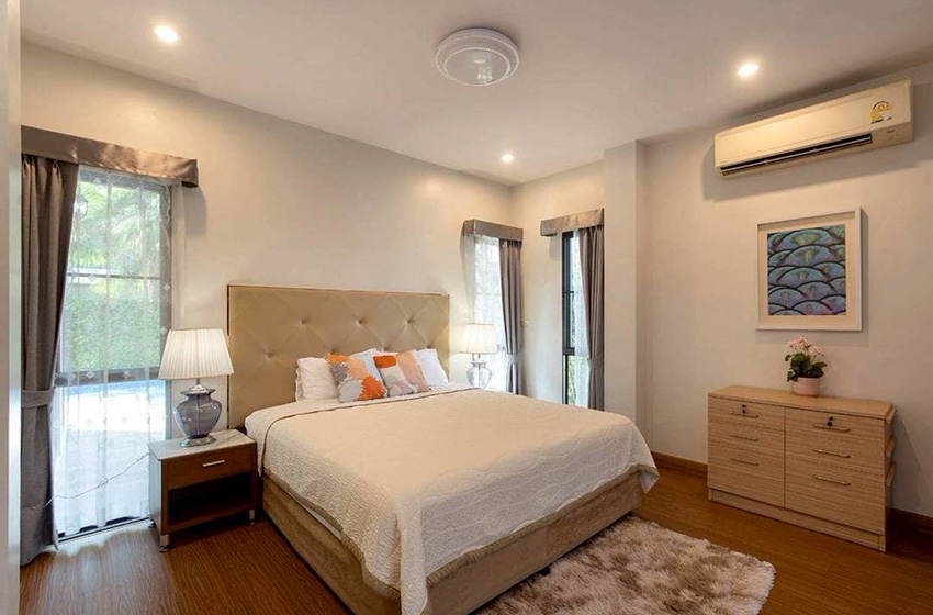 House with Private Pool in Rama 9 